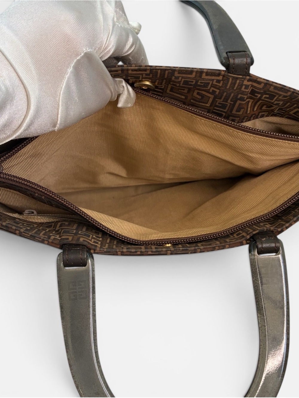 Givenchy Brown Monogram Canvas Tote with Dark Handles - Picture 7 of 11